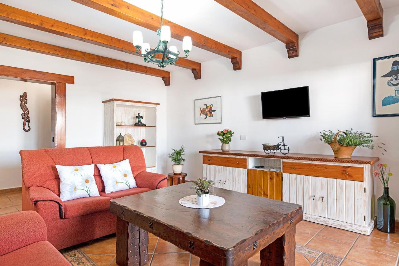 Holiday home La Casona Tias